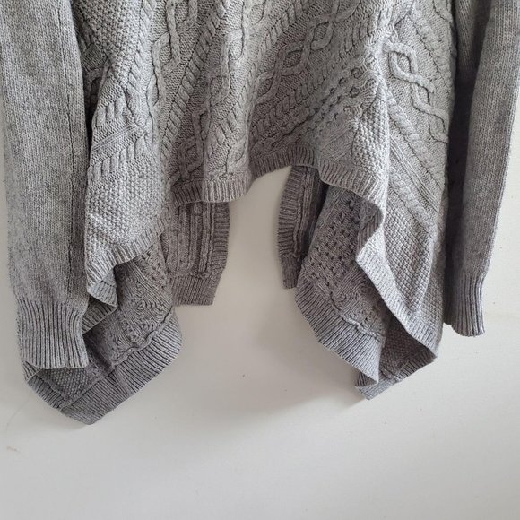 BCBG MaxAzria Gray Cable Knit Cardigan XS Asymmetric Open Front Boho Chic Layer - Picture 6 of 8